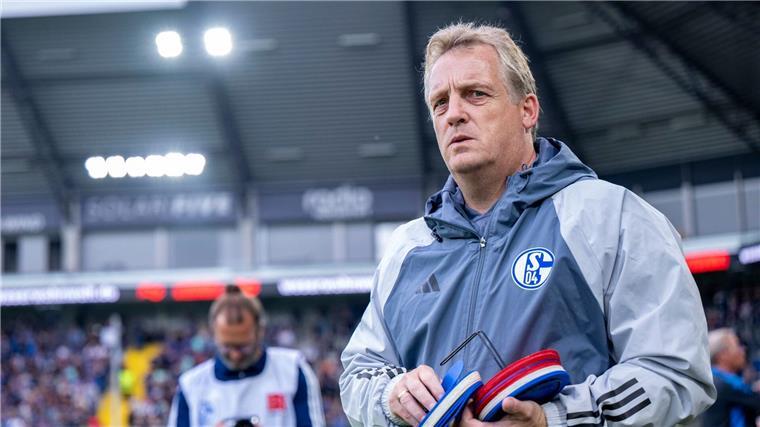Büskens nimmt Abschied vom FC Schalke 04 Nicht beim FC Schalke 04: Mike Büskens.