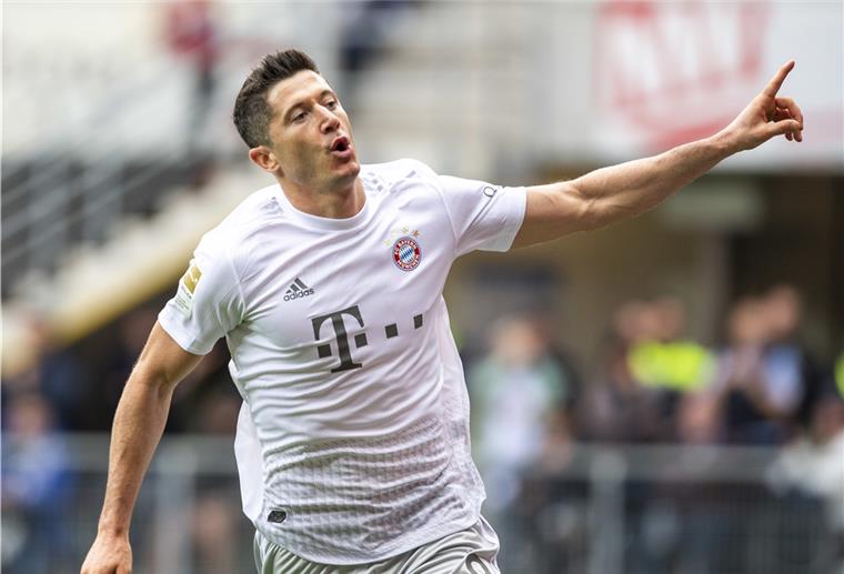 Lewandowski ist Europas Fußballer des Jahres Nicht zu stoppen: Robert Lewandowski ist Europas Fußballer des Jahres.