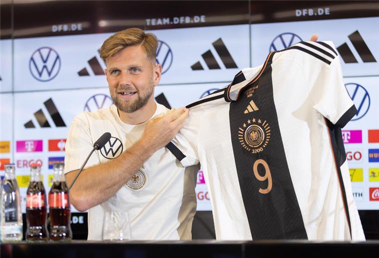 Füllkrug darf in seinem „Wohnzimmer“ ran und bekommt eine Einsatzgarantie Niclas Füllkrug bekommt gegen die Ukraine einen Startelfeinsatz.