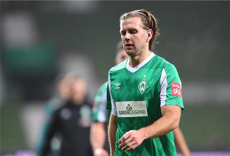 Füllkrug soll gegen Freiburg wieder ran Fußball: Bundesliga, Werder Bremen - 1.FC Union Berlin, 14. Spieltag. Werders Niclas Füllkrug geht nach der Niederlage in die Kabine.