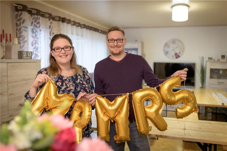 Der 20.02.2020: Ein besonderer Tag zum Heiraten Nicole Lewandowski und Kevin Roskosch bereiten ihren großen Tag vor.
