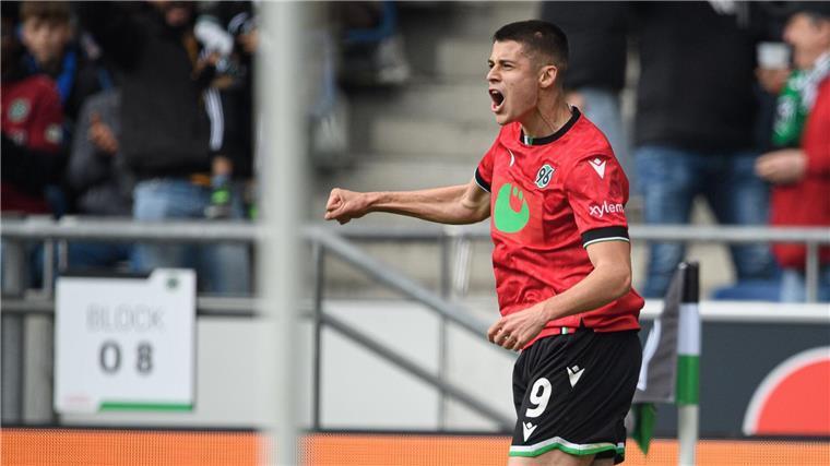 Nicolo Tresoldi trifft im Testspiel für Hannover 96