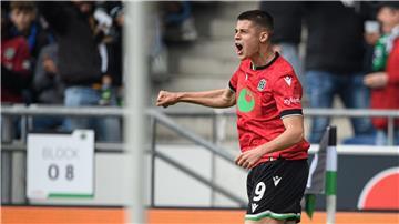 Nicolo Tresoldi trifft im Testspiel für Hannover 96