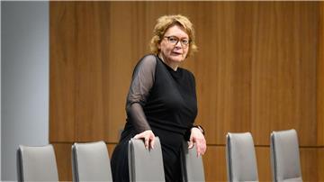 Niedersachsens Innenministerin Daniela Behrens (SPD) im niedersächsischen Landtag.
