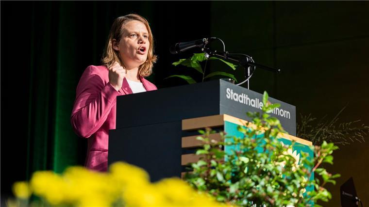 Ministerin Hamburg: VW muss Krise ohne Werkschließung lösen Niedersachsens Kultusministerin Julia Hamburg (Grüne) glaubt an Lösungen für die aktuelle VW-Krise.
