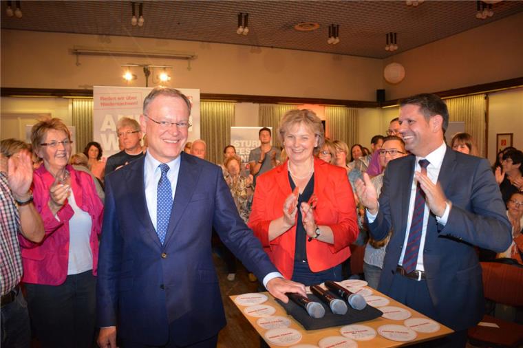 "Keine Koalition mit AfD": Ministerpräsident Weil redet in Rodenkirchen Klartext Niedersachsens Ministerpräsident Stephan Weil war am Montag für einen Wahlkampfauftritt in Rodenkirchen zu Gast.