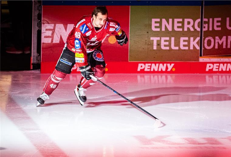 Pinguins stürmen mit Sieg in die Playoffs Niklas Andersen erzielte den sehenswerten Treffer zum 2:0.