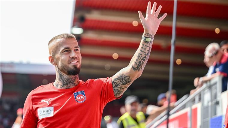 Heidenheims Dorsch will auch mal international jubeln Niklas Dorsch und der 1. FC Heidenheim starten in die Ligaphase der Conference League.