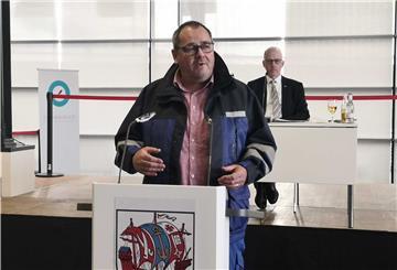 Nils Bothen, Betriebsratsvorsitzender der Lloyd Werft, durfte vor den Stadtverordneten reden.