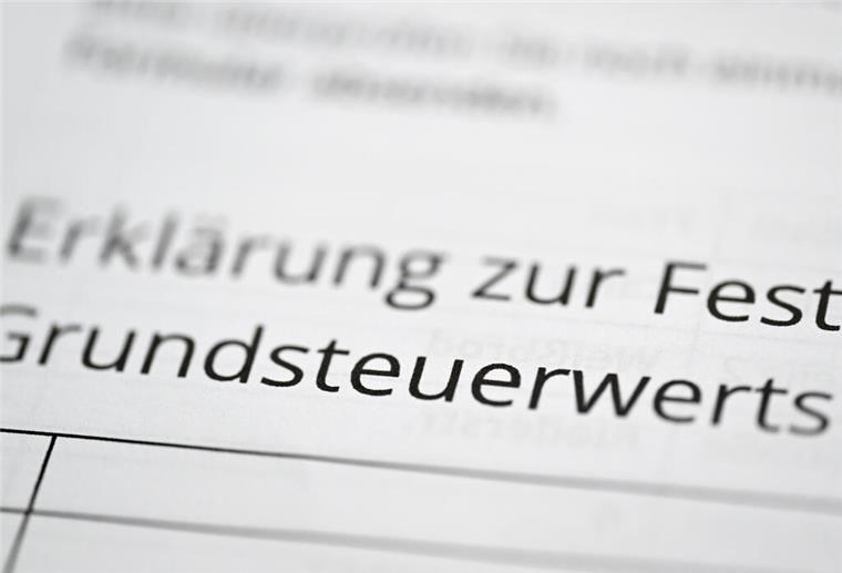 Ein Formular zur Angabe des Grundsteuerwerts für die Grundsteuer. Für die neue Grundsteuer-Erklärung endet an diesem Dienstag die Abgabefrist. 