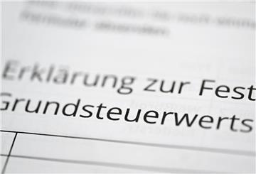 Ein Formular zur Angabe des Grundsteuerwerts für die Grundsteuer. Für die neue Grundsteuer-Erklärung endet an diesem Dienstag die Abgabefrist. 