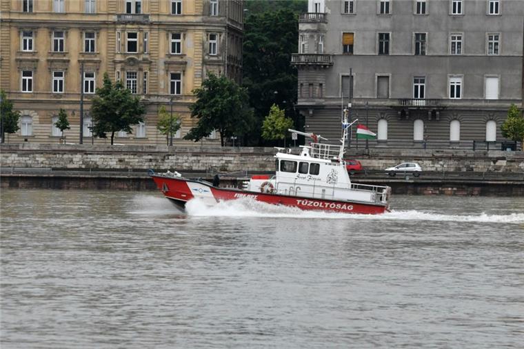 Schiffsunglück auf der Donau: 7 Tote, 21 Vermisste Noch immer wird auf der Donau nach den 21 Menschen gesucht, die nach einer Schiffskollision vermisst werden.