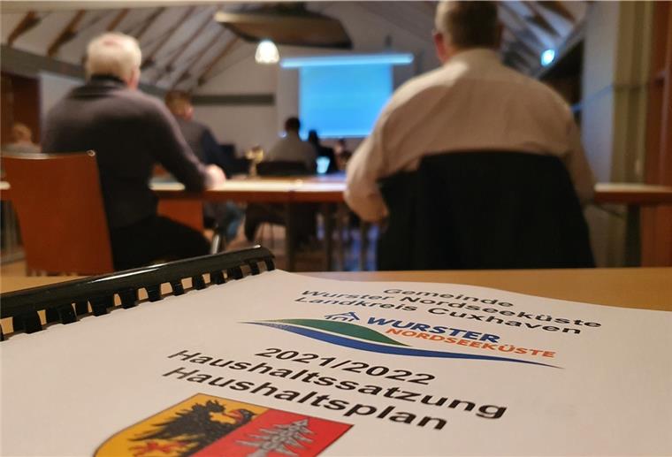 Corona und Investitionen: Wurster Nordseeküste macht Schulden Noch ist es nur ein Entwurf. In den kommenden Wochen werden die Ratsmitglieder der Gemeinde Wurster Nordseeküste den Doppelhaushalt 2021/22 beraten. In der Ratssitzung am 25. März soll der Etat beschlossen werden.