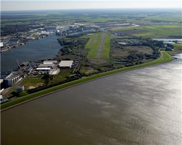 Noch kann der Offshore-Terminal im Blexer Bogen nicht gebaut werden.