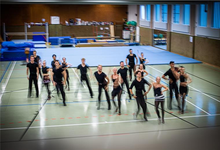 So stört der Lockdown die TSG Bremerhaven TSG-Tänzer beim Training in der Sporthalle.