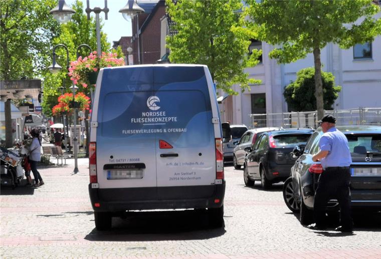 Nordenham: Nördliche Fußgängerzone soll wieder autofrei werden Noch sind Autos in der nördlichen Fußgängerzone erlaubt. Doch das dürfte sich bald ändern.
