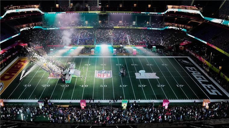 NFL: Kein Zusammenhang zwischen Slogans und Trump-Besuch Noch steht in den Endzonen im Superdome gar keine Botschaft.