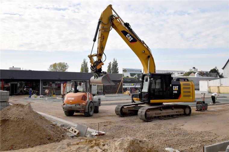 Der neue Verbrauchermarkt in Wulsdorf öffnet bald Noch wird am Parkplatz vor dem neuen Edeka an der Weserstraße in Bremerhaven gearbeitet. Am 22. November eröffnet der Verbrauchermarkt.