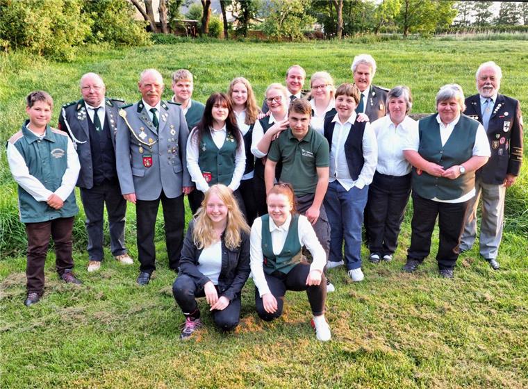 Schützenverein Mulsum in letzter Sekunde gerettet Nur Dank des Einsatzes der Schützenjugend und einiger verdienter Kameraden konnte der Schützenverein Mulsum in letzter Sekunde gerettet werden.