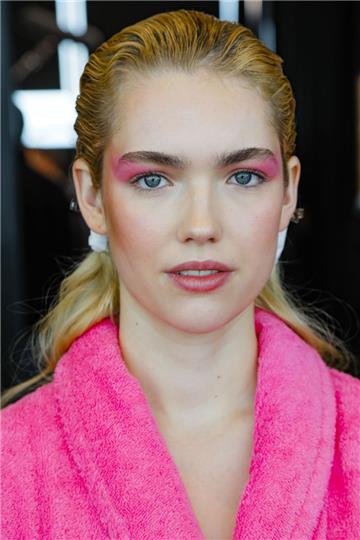 Ob Caroline Krüger aus Bremerhaven am Donnerstagabend den Einzug in die nächste Runde bei Germany `s next Topmodel schafft?