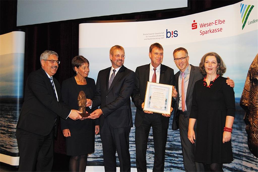 Oberbürgermeister Melf Grantz verleiht den Unternehmenspreis Weser-Elbe 2018.