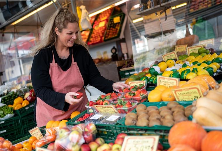 Lebensmittelpreise in Niedersachsen stark gestiegen Obst ist bis zu 13,7 Prozent teurer als im Vorjahresmonat.