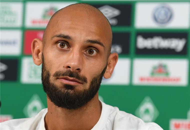 Werders Abwehrspieler Toprak bereit für Frankfurt-Spiel Ömer Toprak ist bereit für sein Comeback.