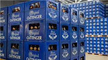 Oettinger-Bier soll es künftig nicht mehr aus Braunschweig geben. (Archivfoto)