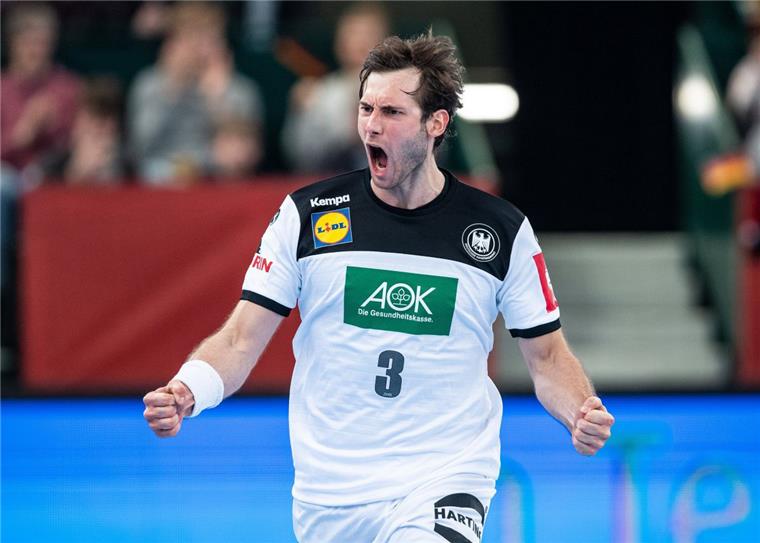 Gensheimer erneut stark: Handballer qualifizieren sich für EM 2020 Ohne ihn geht es nicht: Die deutschen Handballer haben mit einem starken Uwe Gensheimer vorzeitig das Ticket für die EM gelöst.