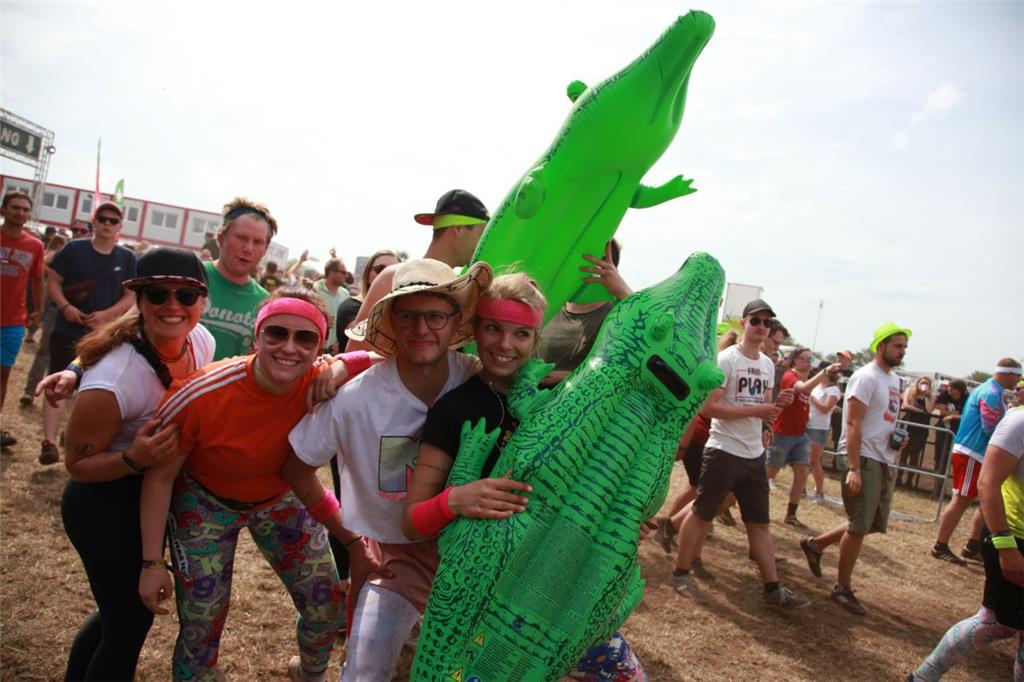Ohne Kroko geht beim Deichbrand gar nichts. Foto: Leuschner