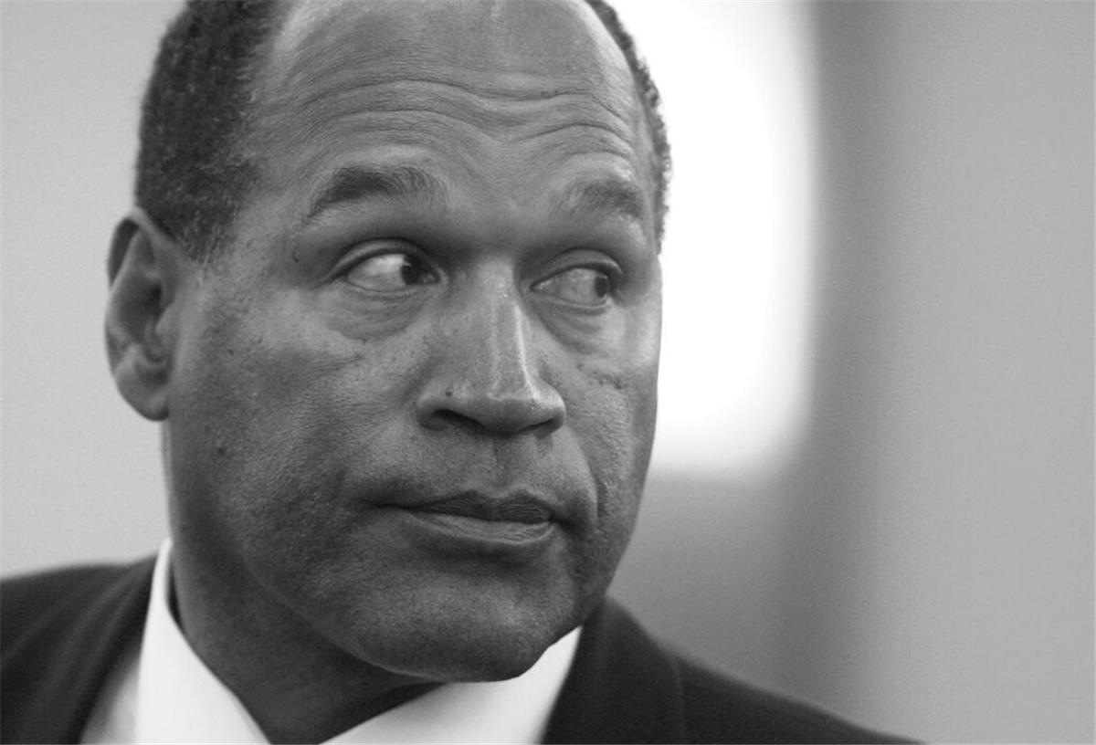 Ex-Footballstar O.J. Simpson gestorben O.J. Simpson war an Krebs erkrankt.
