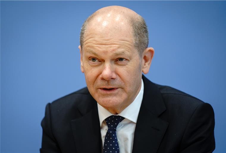 SPD-Kanzlerkandidat kommt nach Bremen Olaf Scholz, SPD-Kanzlerkandidat und Bundesfinanzminister, informiert sich am Dienstag, 15. Juni, bei einem Bremen-Besuch über das Airbus-Werk und das Stahlwerk von Arcelormittal.