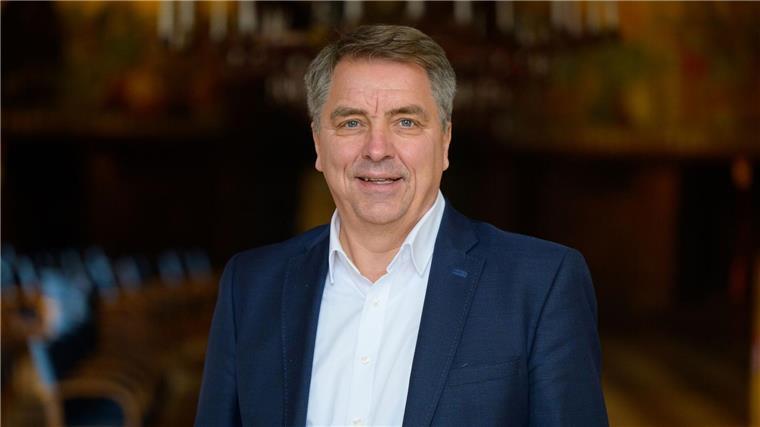 Niedersachsens Städte fordern Reform der Schuldenbremse Oldenburgs Oberbürgermeister Jürgen Krogmann (SPD) ist seit September 2024 Präsident des Niedersächsischen Städtetags. (Archivbild)