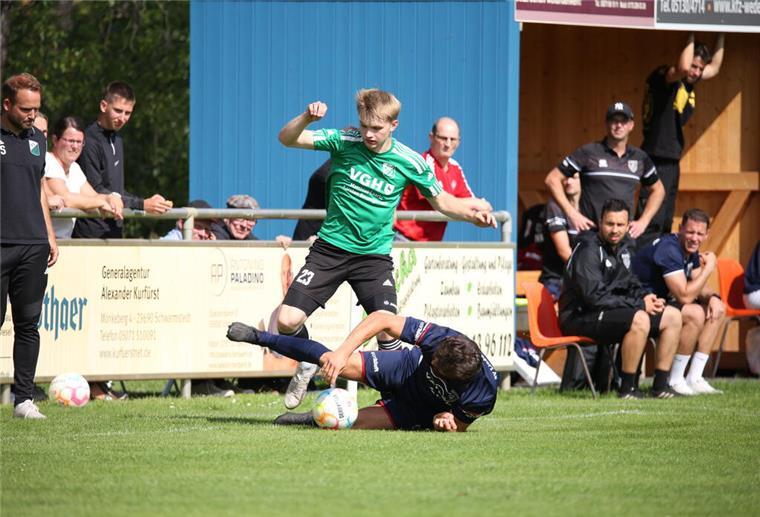 Dramatik in der Schlussphase beim FC Hagen/Uthlede Ole Rös erzielte zwei Tore für den FC Hagen/Uthlede.