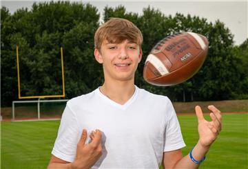 Ole Wohlfahrt ist ein American-Football-Talent aus dem erfolgreichen B-Jugend-Team der Bremerhaven Seahawks und wird jetzt für zehn Monate Erfahrungen in den USA sammeln.