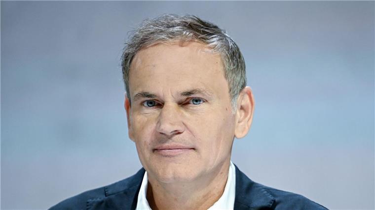 VW-Chef Blume spricht auf Demo gegen rechts Oliver Blume, Vorstandsvorsitzender der Porsche AG und der Volkswagen AG.