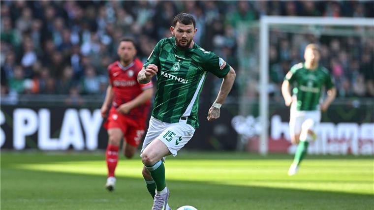 Bericht: Burke vor Wechsel von Werder Bremen zu Union Berlin Oliver Burke steht angeblich vor einem Wechsel von Werder Bremen zu Union Berlin