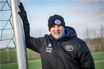 Oliver Reck, nun Trainer beim SSV Jeddeloh II, verfolgt den Niedergang von Werder Bremen mit Sorge.