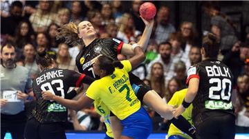 Olympia-Test: Handballerinnen tun sich enorm schwer gegen Brasilien