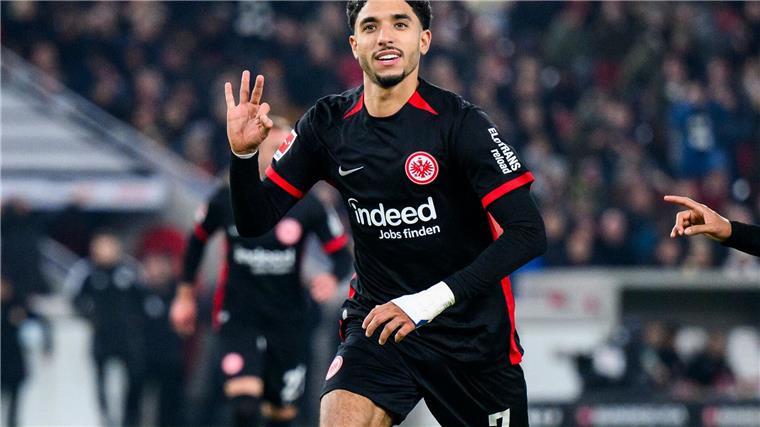 Omar Marmoush soll mindestens bis zum Sommer bei der Eintracht bleiben. 