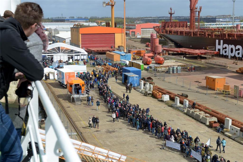 Open Ship auf der &quot;Polarstern&quot;. Foto Schimanke