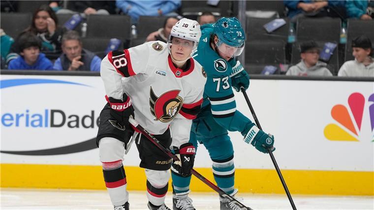 Stützle siegt mit den Ottawa Senators klar Ottawas Tim Stützle blieb beim Sieg gegen die Carolina Hurricanes ohne Scorerpunkt.