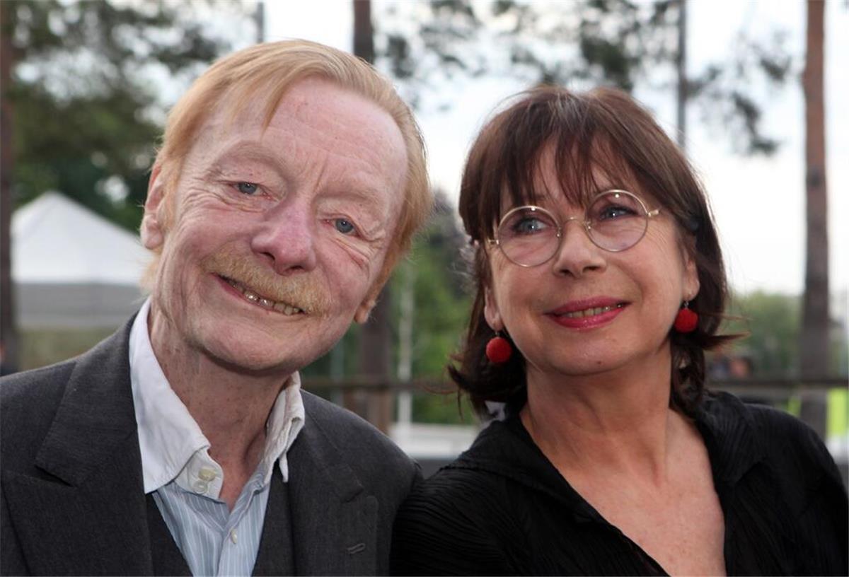 „Schönste Frau“: Schauspielerin Monika Hansen ist tot Otto Sander und Monika Hansen waren rund 40 Jahre ein Paar, bis Sander 2013 starb. (Archivbild)