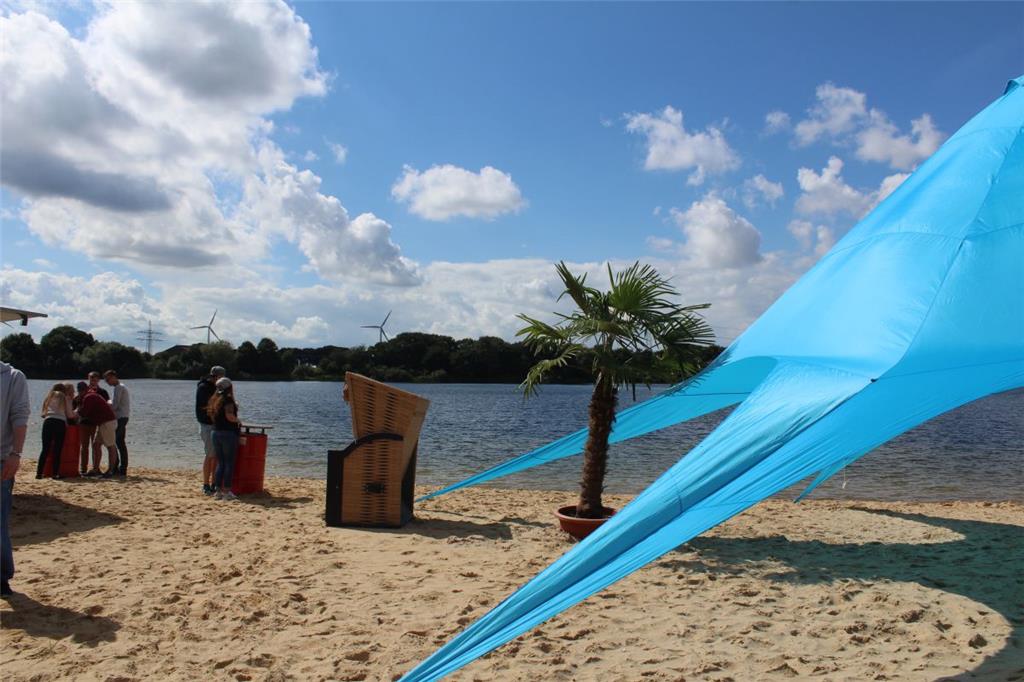 Palmen, Strandkörbe, gute Musik: Wenn die Sonne durch die Wolken bricht, fühlt e...