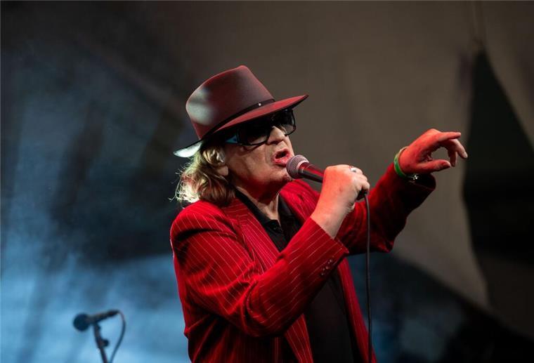 Lindenberg: Ich habe als Pazifist gerade schlaflose Nächte Panikrocker Udo Lindenberg bereitet der Umgang mit den aktuellen Kriegen und Krisen schlaflose Nächte. (Archivbild)