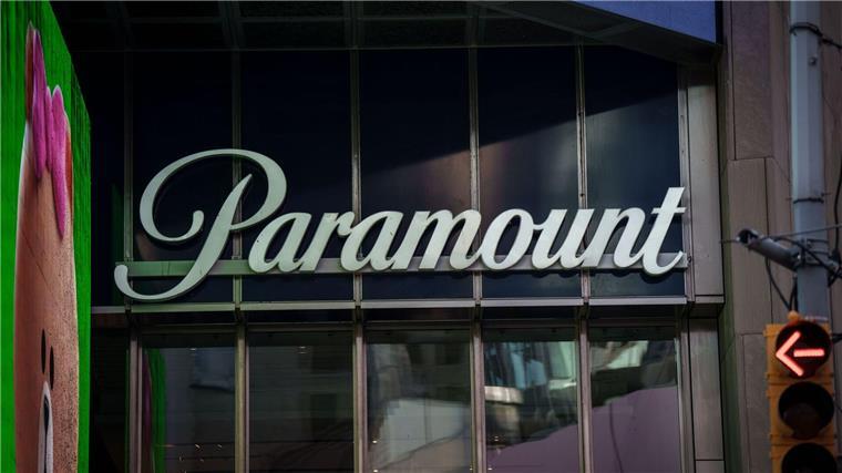 Filmproduzent gewinnt Käuferwettstreit um Paramount Paramount bekommt einen neuen Eigentümer - und es wird Filmproduzent David Ellison.