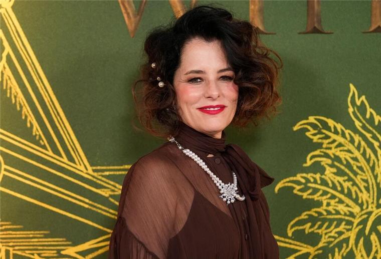 Die Sünden der Superreichen: Das Phänomen „The White Lotus“ Parker Posey ist bei vielen „The White Lotus“-Fans beliebt. (Archivbild)