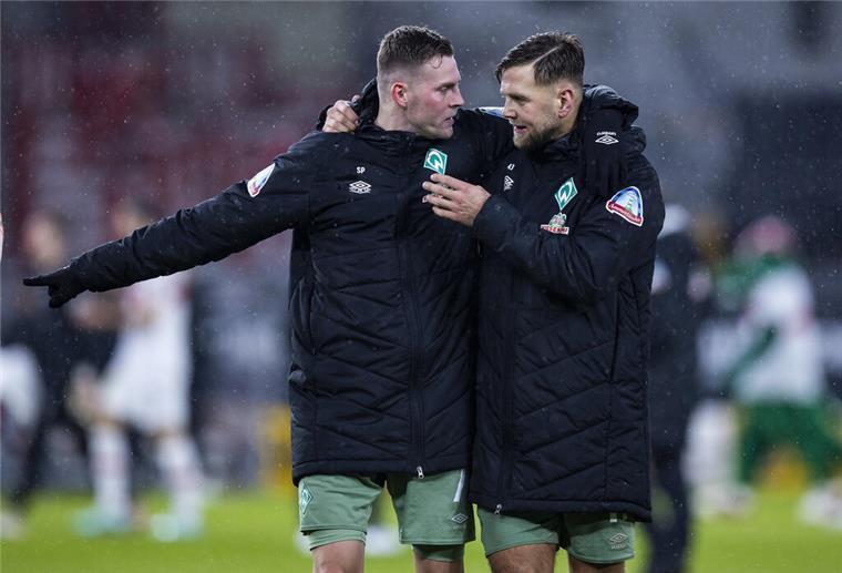 Werder-Trainer Werner: Ich hoffe, dass Füllkrug und Ducksch bleiben Werder Bremens Marvin Ducksch (links) und Bremens Niclas Füllkrug (rechts)