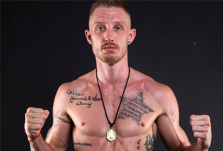Kickboxer Schroth will es wieder wissen Kickboxer Pascal Schroth.