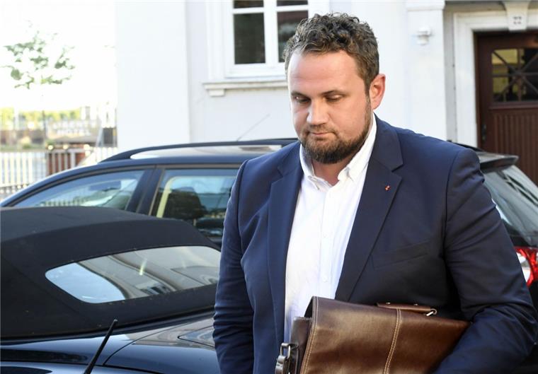 Patrick Öztürk soll laut Kripo-Bericht aktiver beim Sozialmissbrauch in Bremerhaven mitgewirkt haben als bislang bekannt.